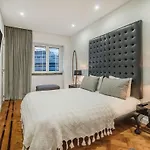 Marques De Pombal Metropolitan Flat * Lisbon