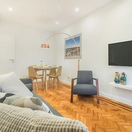 Marques De Pombal Metropolitan Flat Апартаменты