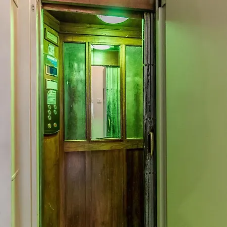 Marques De Pombal Metropolitan Flat 公寓