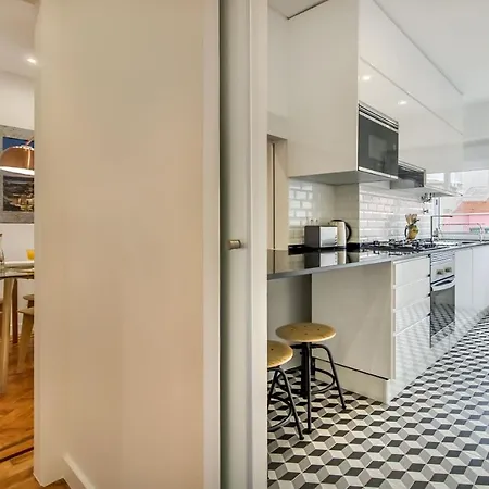 Marques De Pombal Metropolitan Flat Appartamento Lisbona