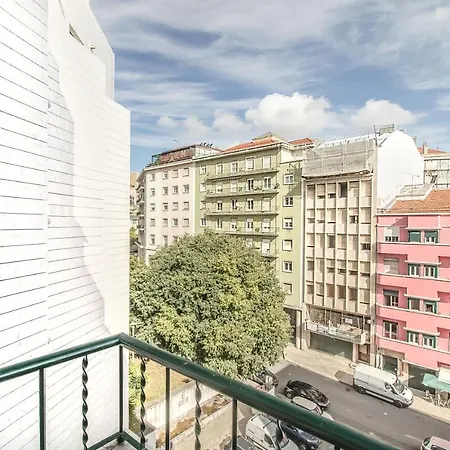 Marques De Pombal Metropolitan Flat * Lisbon